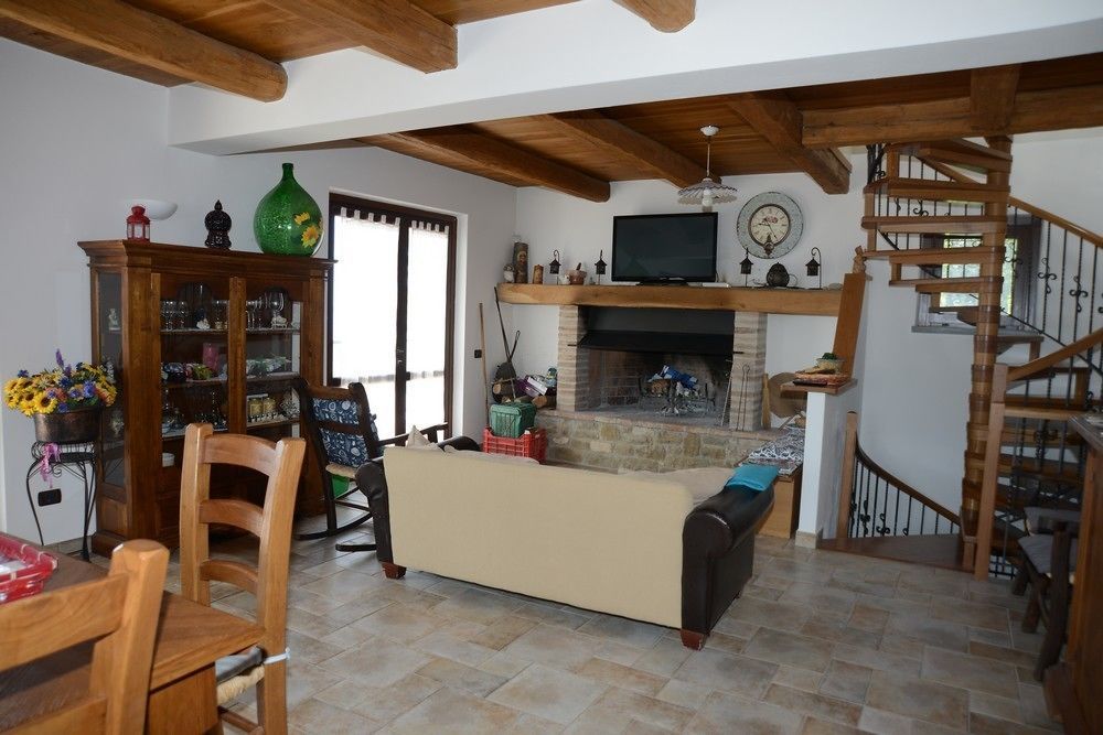 Colle Delle Meraviglie Fratticciola Selvatica Ngoại thất bức ảnh